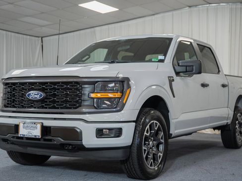 Used 2024 Ford F150 STX AWD/4WD image 3
