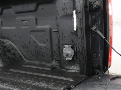 Used 2024 GMC Sierra 2500 Denali w/ Denali Reserve Package image 36