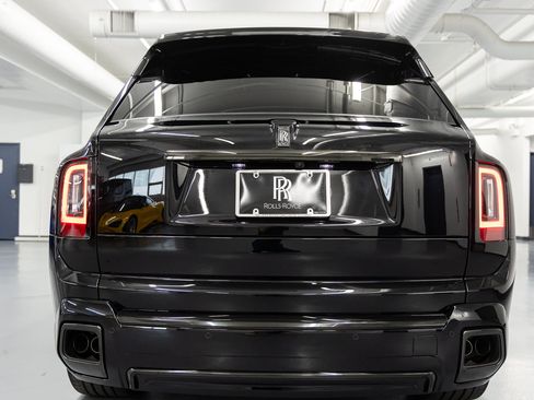 New 2027 Rolls-Royce Cullinan Black Badge AWD/4WD image 24