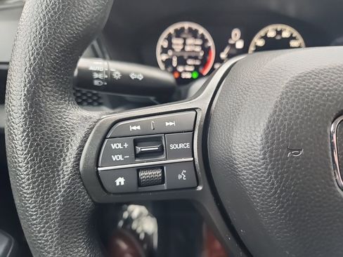 Used 2024 Honda CR-V LX image 19