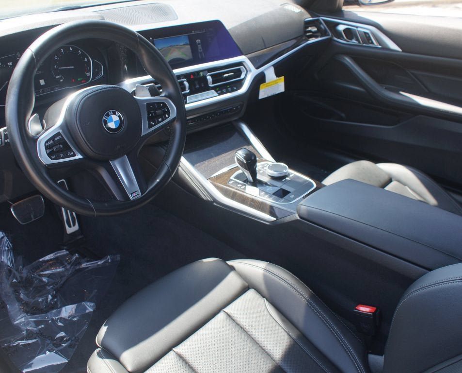Used 2022 BMW 430i xDrive Coupe w/ M Sport Package AWD/4WD image 17