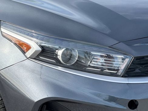 Used 2022 Kia Forte LXS image 10