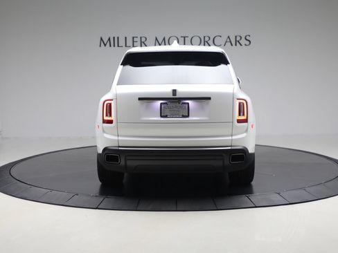 Certified 2022 Rolls-Royce Cullinan Black Badge AWD/4WD image 9
