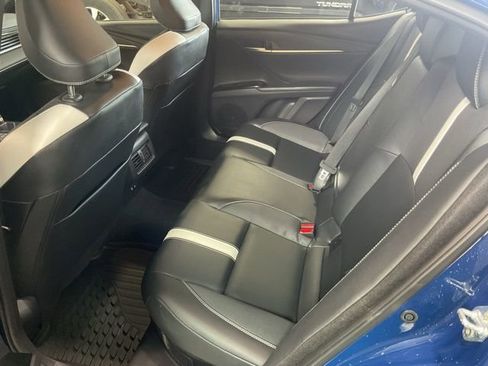 Used 2025 Toyota Camry SE w/ Convenience Package FWD image 18