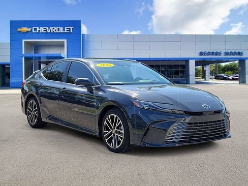 Used 2026 Toyota Camry XLE w/ Premium Plus Package FWD image 1