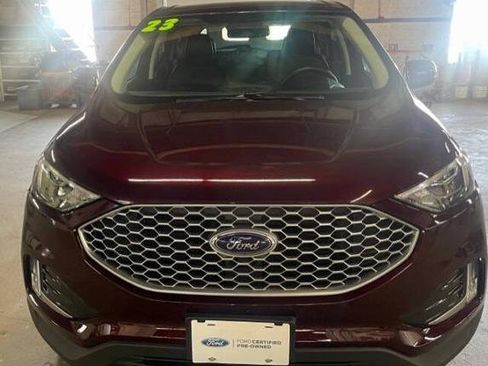 Certified 2023 Ford Edge SEL w/ Convenience Package image 2