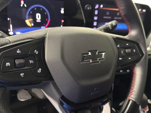 Certified 2025 Chevrolet Trax RS w/ Driver Confidence Package image 23