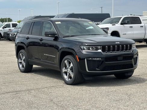 New 2026 Jeep Grand Cherokee Limited AWD/4WD image 1