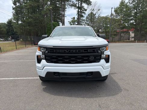 Used 2024 Chevrolet Silverado 1500 Custom w/ Dark Appearance Package AWD/4WD image 3