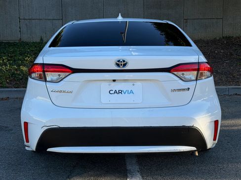 Used 2020 Toyota Corolla LE w/ Carpet Mat Package (TMS) FWD image 13