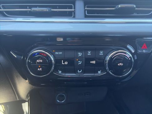 New 2026 Chevrolet Trax LT w/ Driver Confidence Package image 21