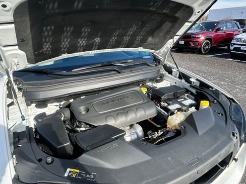 Used 2020 Jeep Cherokee Limited image 14