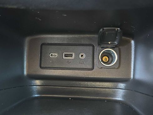 Used 2020 Chevrolet Equinox LT image 21