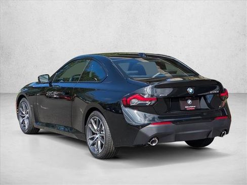 Used 2025 BMW 230i xDrive Coupe w/ Premium Package image 8