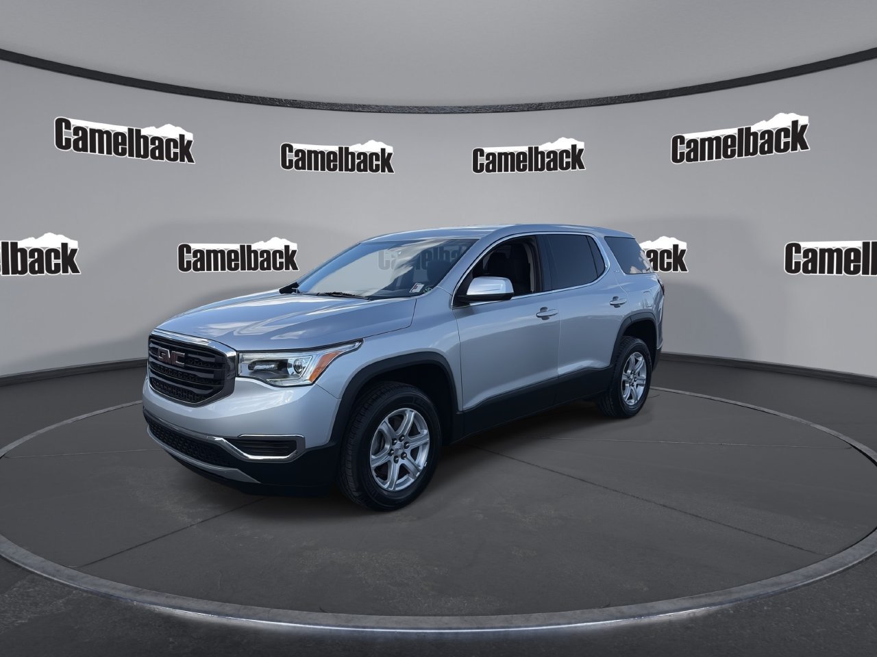 Used 2017 GMC Acadia SLE FWD image 3