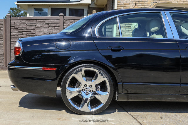 Used 2005 Jaguar S-TYPE 4.2 RWD image 9