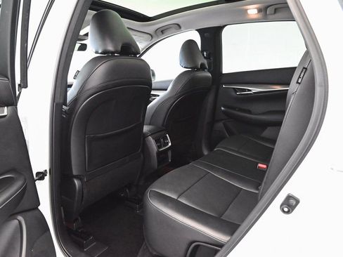 Used 2023 INFINITI QX50 Luxe image 32