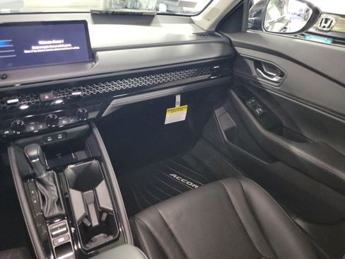 Used 2026 Honda Accord Touring image 15