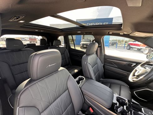 Certified 2025 Buick Enclave Avenir w/ Super Cruise Package image 59