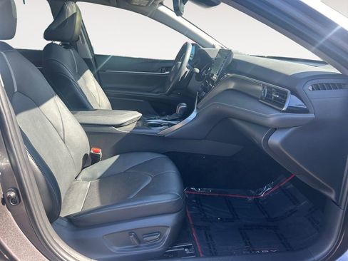 Used 2021 Toyota Camry XSE w/ Navigation Package FWD image 11