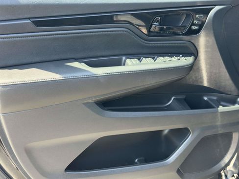 Certified 2026 Honda Odyssey Elite image 18