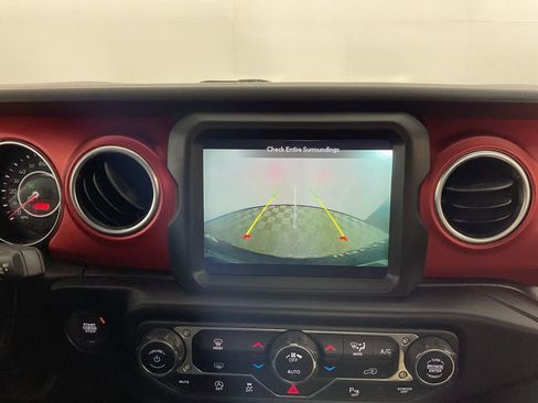 Used 2022 Jeep Wrangler Unlimited Rubicon w/ LED Lighting Group image 27