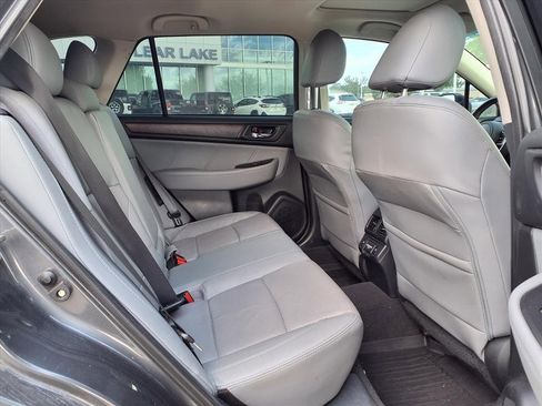 Used 2018 Subaru Outback 3.6R Limited image 7