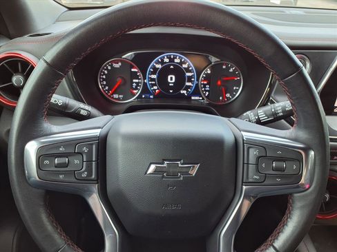 Used 2022 Chevrolet Blazer RS w/ Enhanced Convenience Package image 16