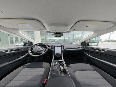 Used 2024 Ford Edge SE AWD/4WD image 17