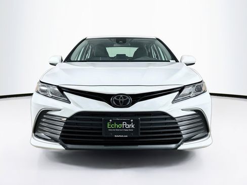 Used 2022 Toyota Camry LE FWD image 2
