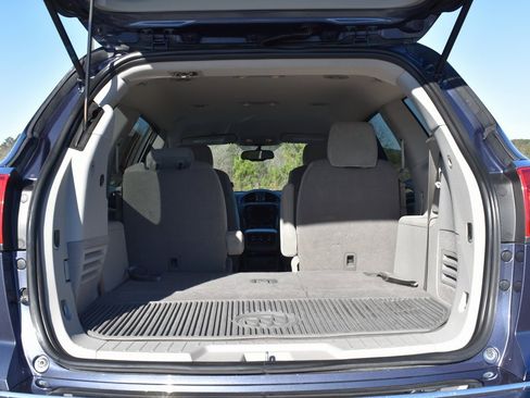 Used 2013 Buick Enclave Convenience image 6