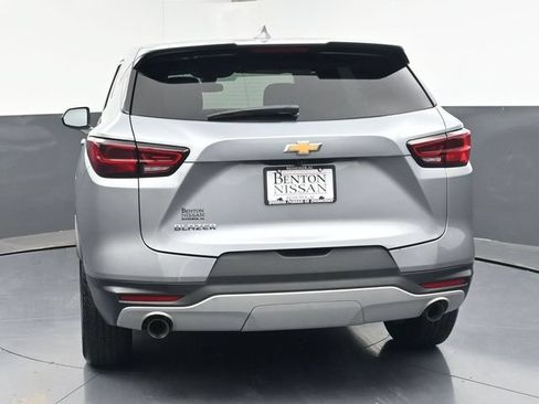 Used 2025 Chevrolet Blazer LT FWD image 40