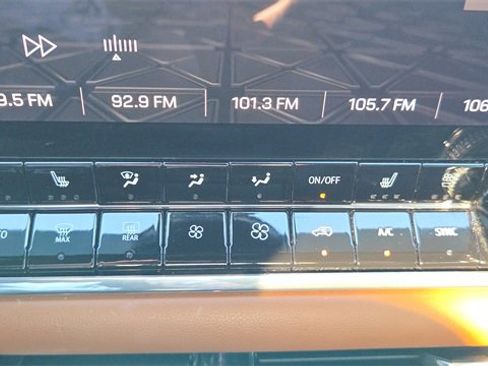 Used 2023 GMC Canyon AT4 w/ AT4 Premium Package image 35