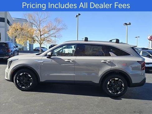 New 2026 Kia Sorento S w/ S Panoramic Sunroof Package FWD image 6