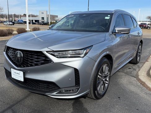 Used 2025 Acura MDX w/ Advance Package image 8