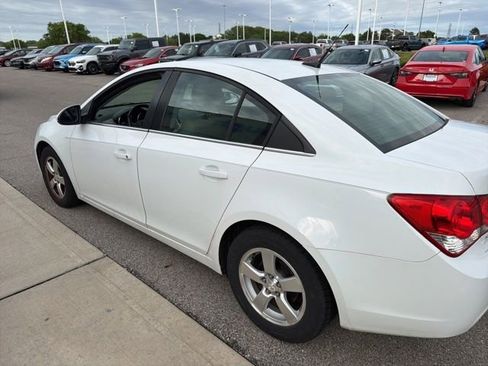 Used 2014 Chevrolet Cruze LT FWD image 9