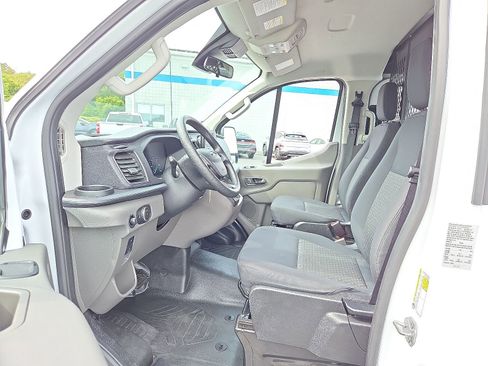 Used 2024 Ford Transit 250 Low Roof w/ Exterior Upgrade Package image 15