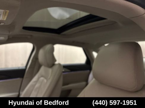 Used 2018 Lincoln MKZ Select w/ Select Plus Package AWD/4WD image 25