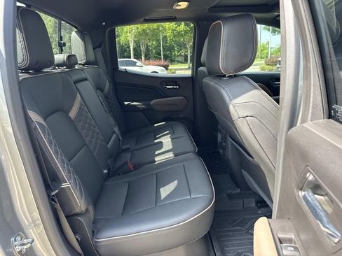 Used 2023 GMC Canyon Denali AWD/4WD image 12