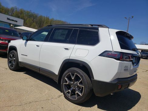 New 2026 Jeep Cherokee Overland w/ Trailer Tow Group AWD/4WD image 6
