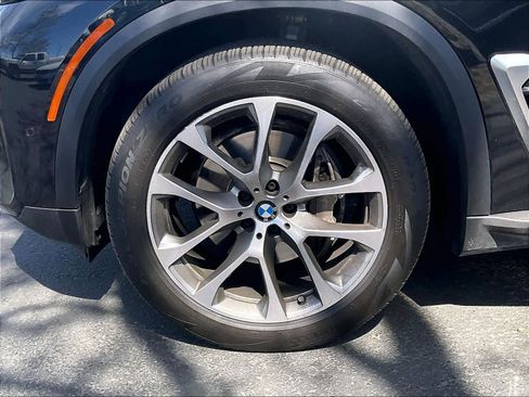 Used 2024 BMW X5 xDrive40i image 12
