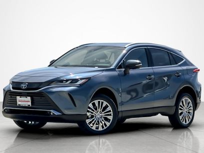 Used 2023 Toyota Venza XLE