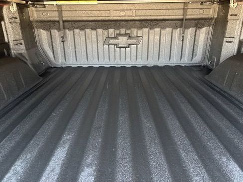 Used 2020 Chevrolet Silverado 1500 LT Trail Boss image 18