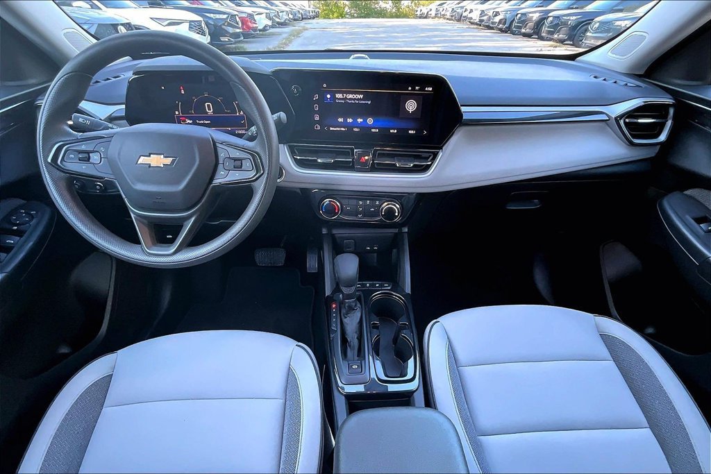 Used 2026 Chevrolet TrailBlazer LT AWD/4WD image 18