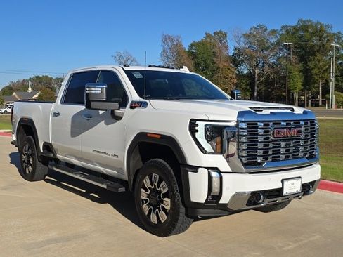 Used 2024 GMC Sierra 2500 Denali w/ Denali Reserve Package image 7