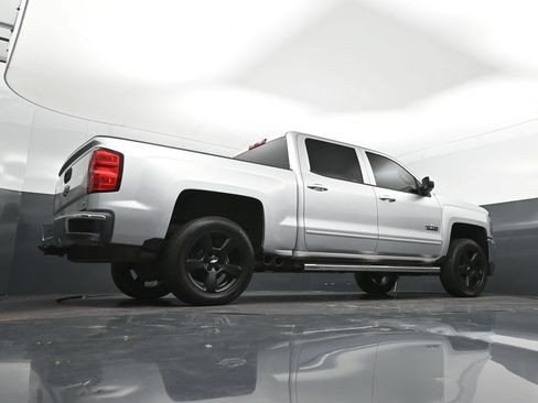 Used 2018 Chevrolet Silverado 1500 LT w/ Texas Edition RWD image 43