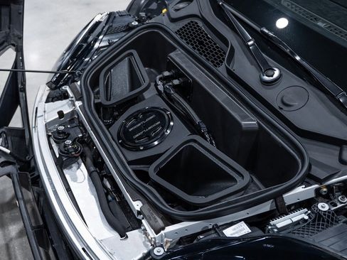 Used 2022 Lamborghini Huracan STO RWD image 36