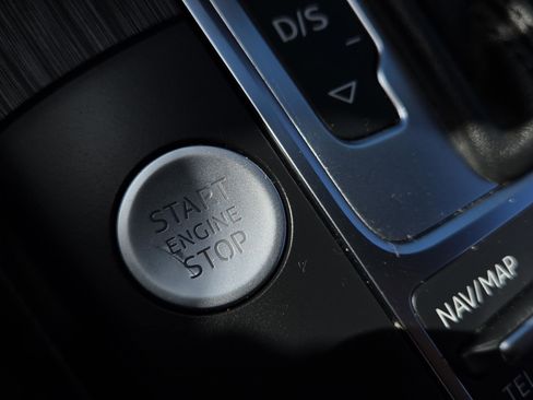 Used 2018 Audi A3 2.0T Premium image 42