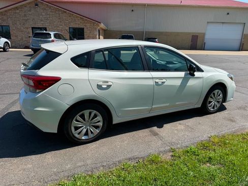 Used 2018 Subaru Impreza 2.0i AWD/4WD image 4