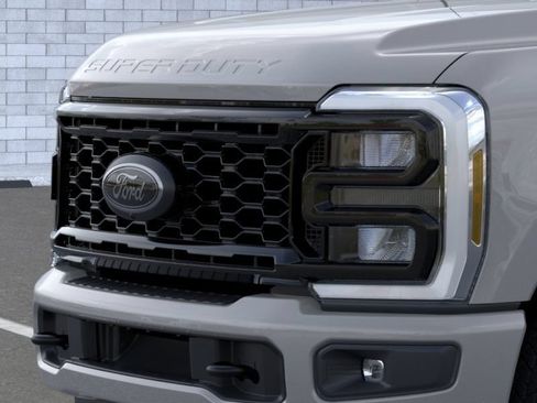New 2026 Ford F250 Lariat w/ Black Appearance Package AWD/4WD image 17